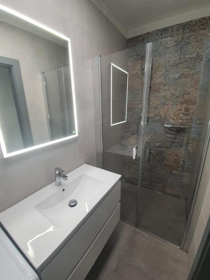 Apartamento Monar Exclusive Center Free Parking In Garage Košice Exterior foto